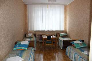 Отель Динамо Гомель Кровать в общем номере с 4 кроватями-4